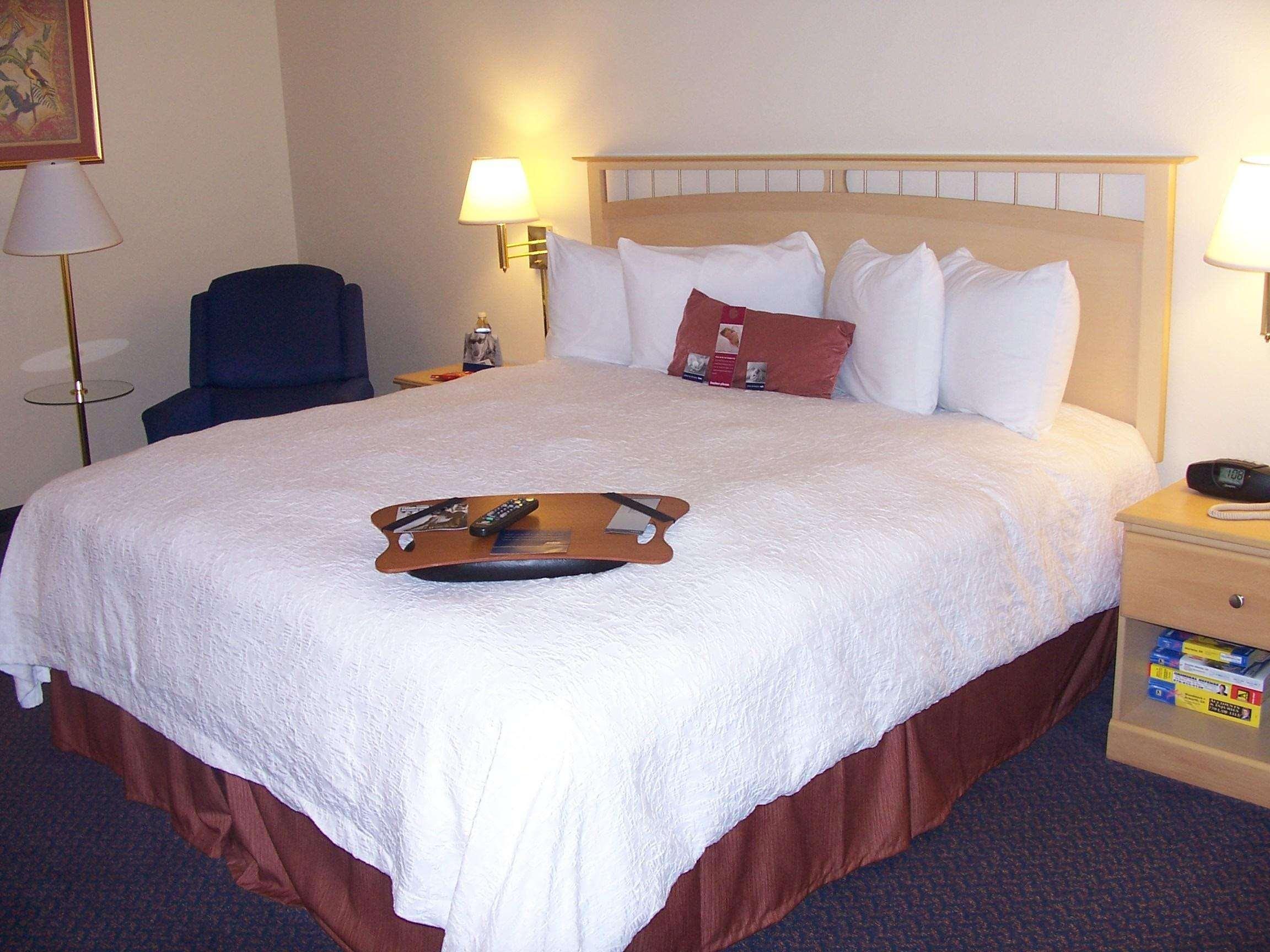 Hampton Inn Atlanta-Woodstock Bagian luar foto