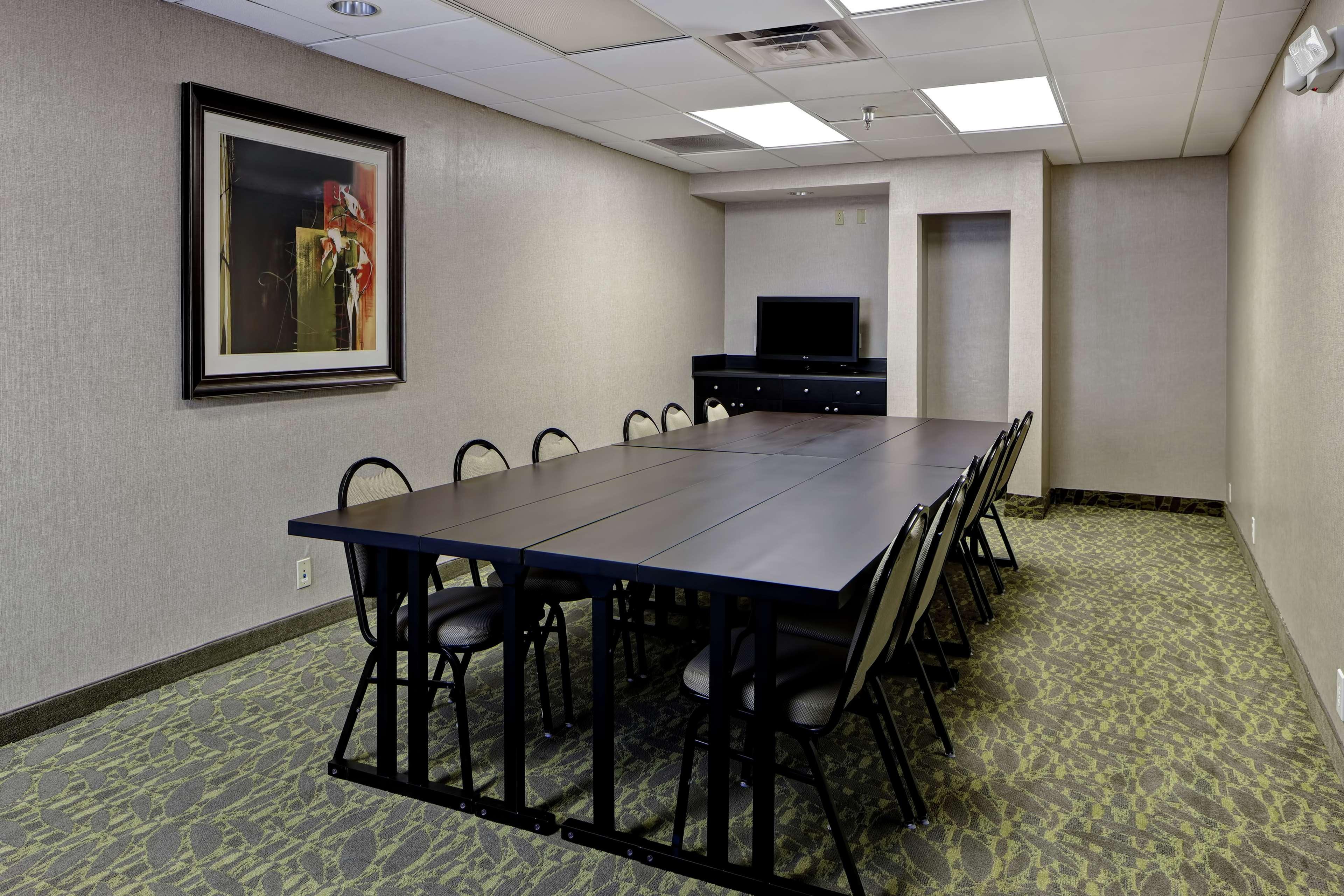 Hampton Inn Atlanta-Woodstock Bagian luar foto