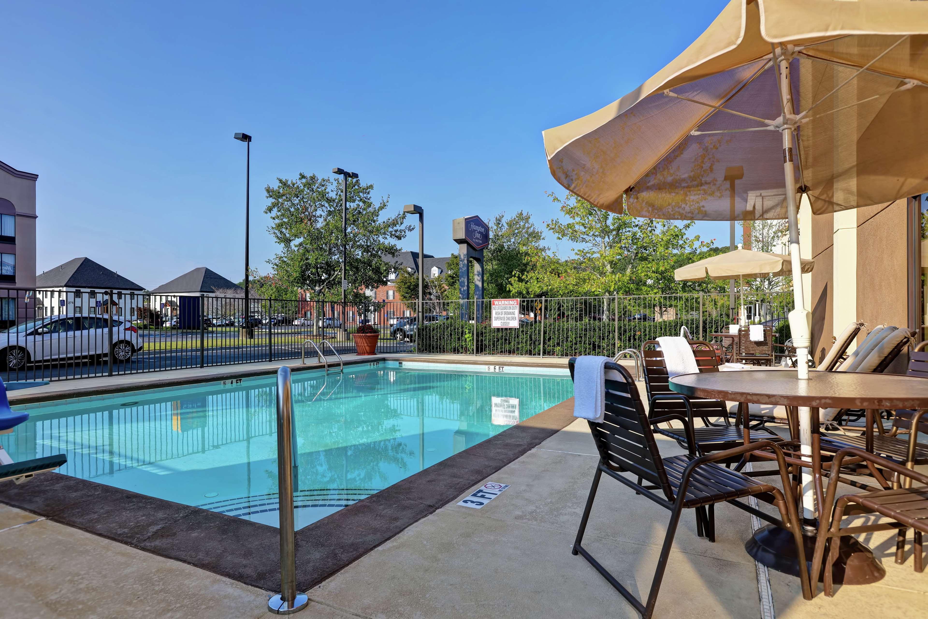 Hampton Inn Atlanta-Woodstock Bagian luar foto